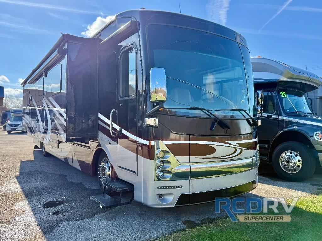 2015 Thor Motor Coach Tuscany XTE 40EX in sunbury OH