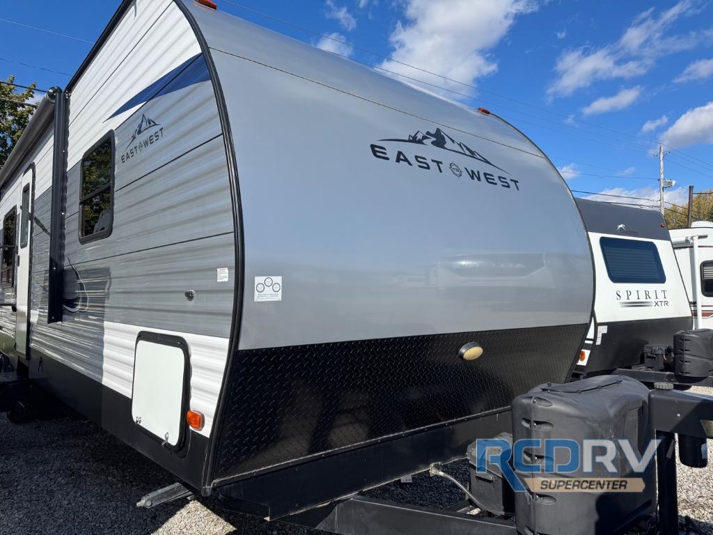 2019 East To West Della Terra 29 KRK in north ridgeville OH