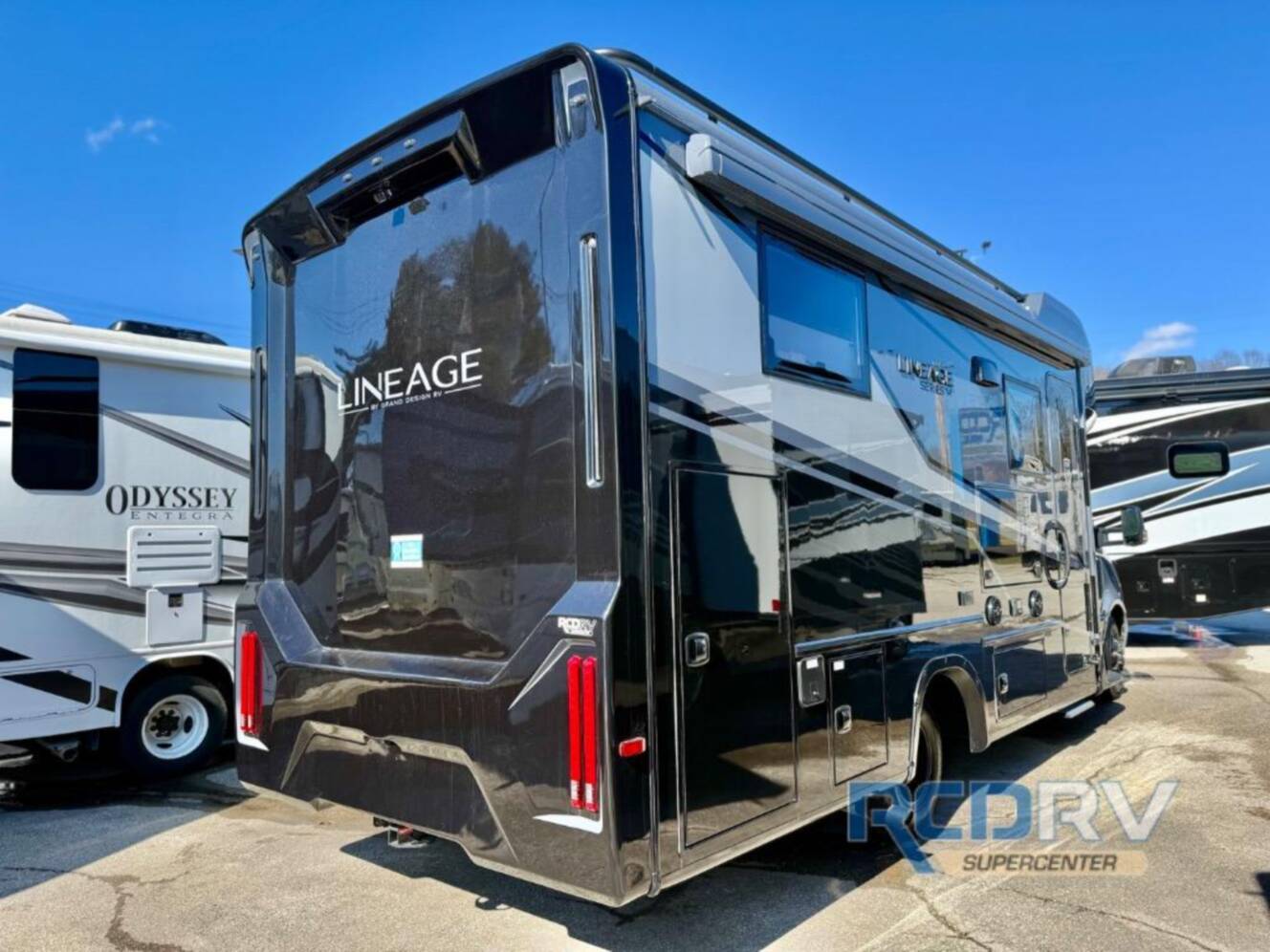 A photo of this 2026 Grand Design Lineage Series M 25TK