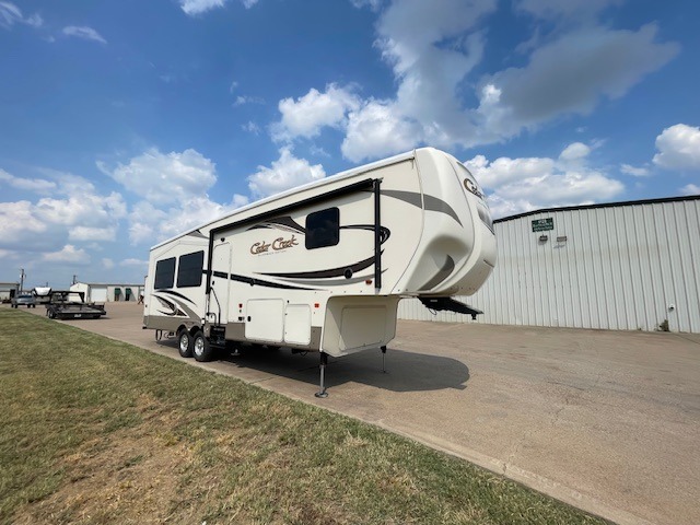 2016 Forest River Rv Cedar Creek Silverback 29IK RV