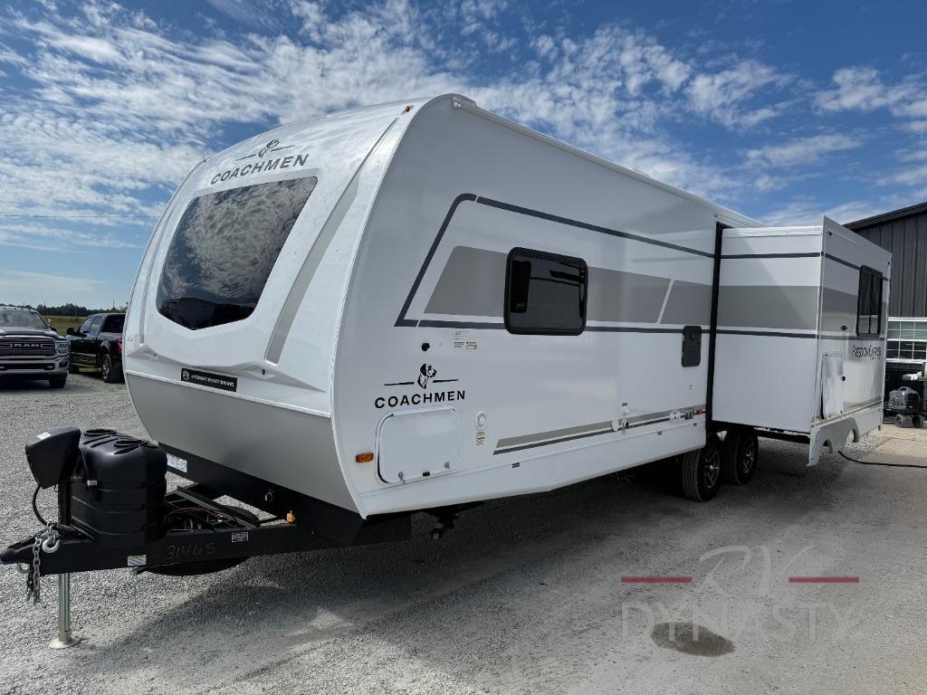 2026 Coachmen Rv Freedom Express Ultra Lite 274RKS in bunker hill IN