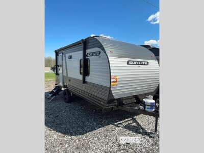 2025 Sunset Park RV Sun-Lite 19BH RVs For Sale - RV Trader