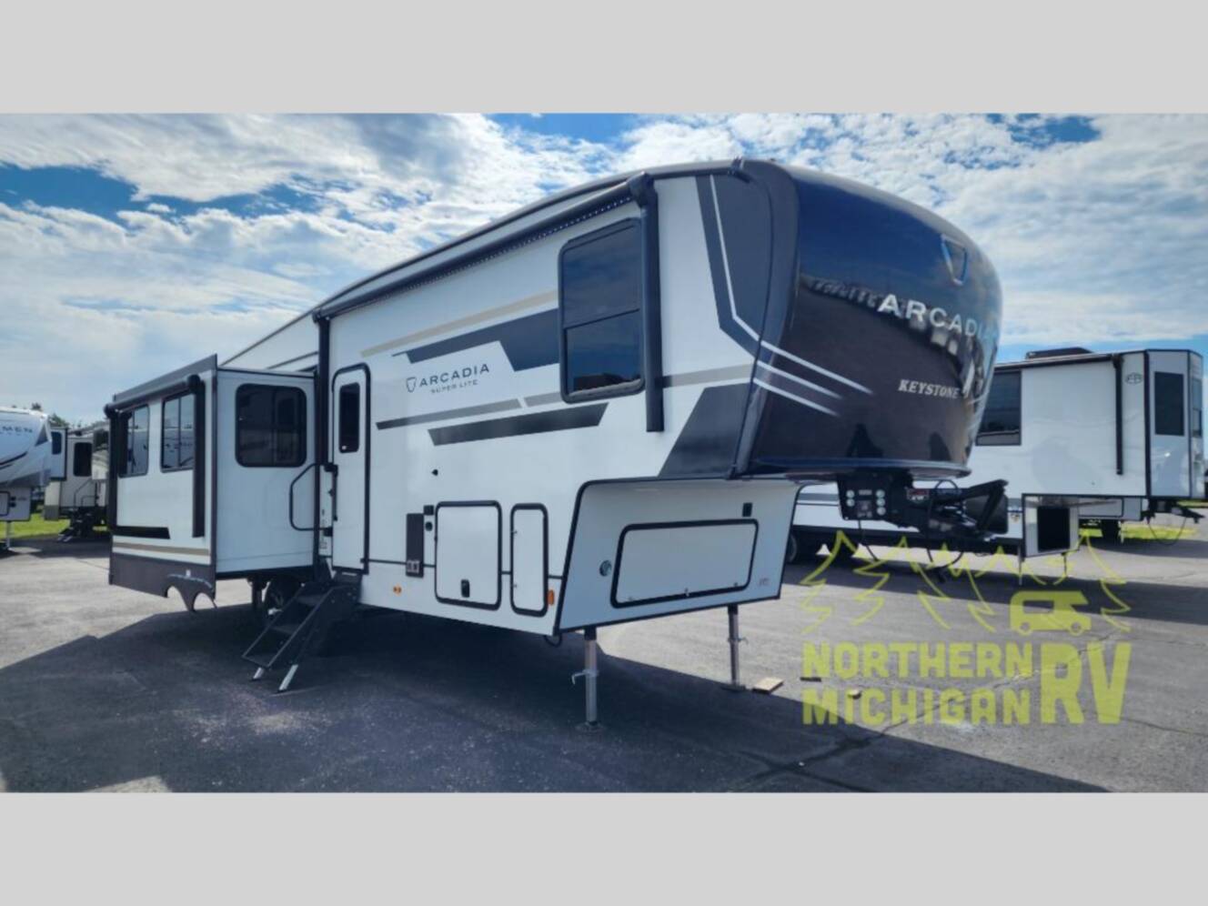 A photo of this 2026 Keystone Rv Arcadia Super Lite 292SLRL