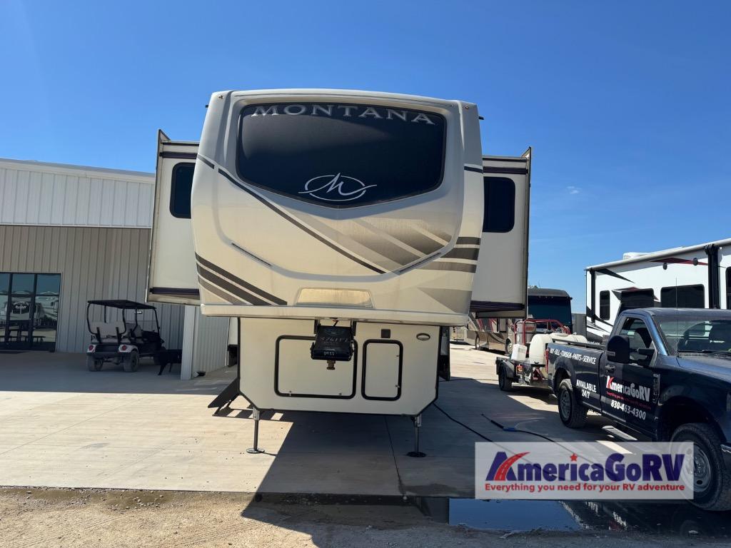 2022 Keystone Rv Montana 3761FL in seguin TX