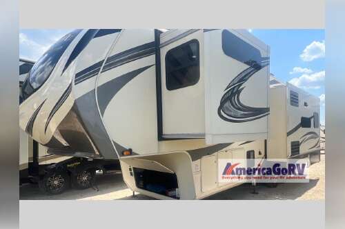 2020 Grand Design Solitude 310GK in comfort TX