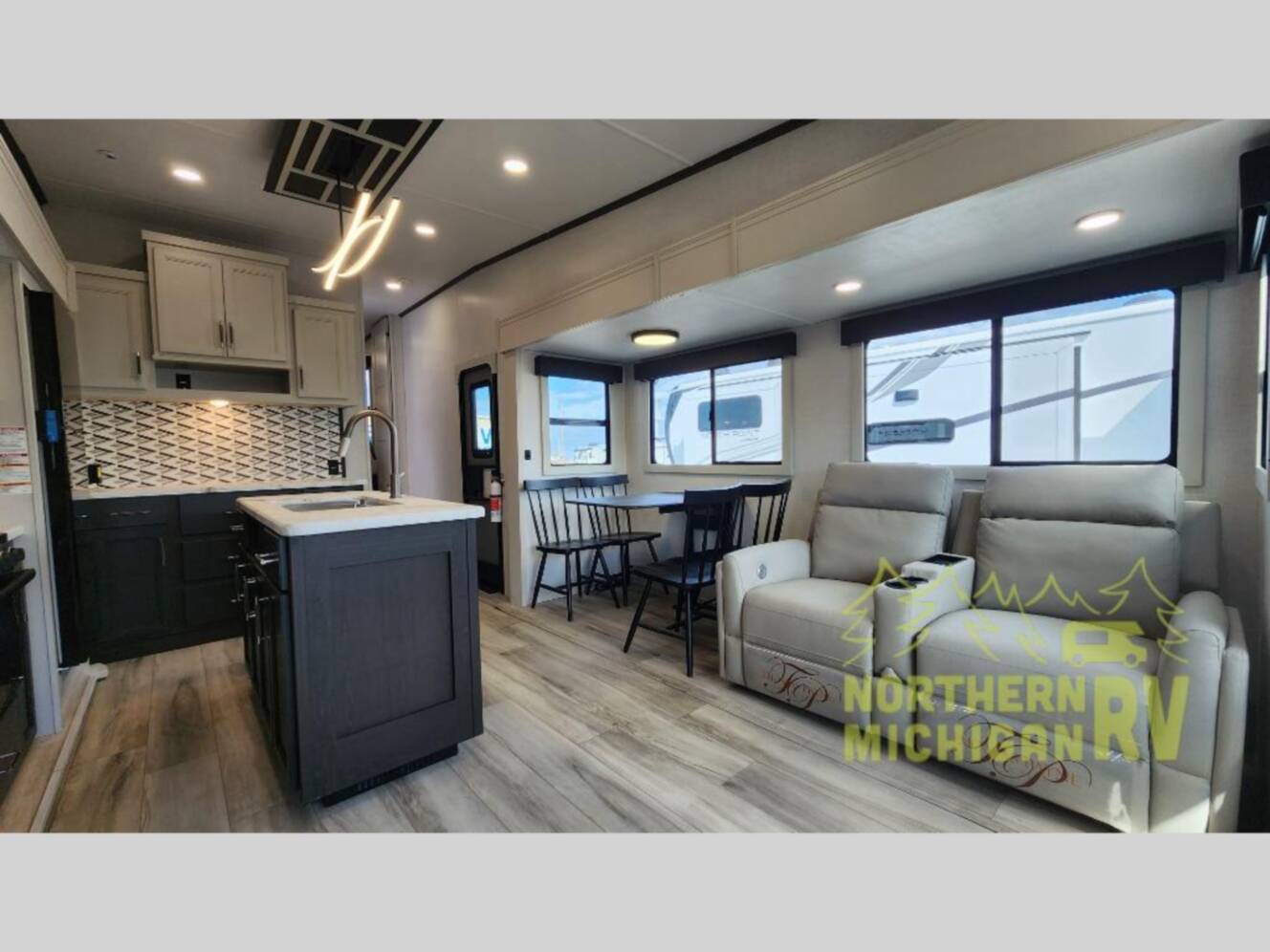 A photo of this 2026 Keystone Rv Arcadia Super Lite 292SLRL