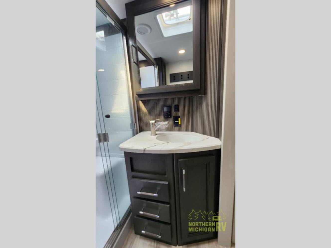 A photo of this 2026 Keystone Rv Arcadia Super Lite 292SLRL