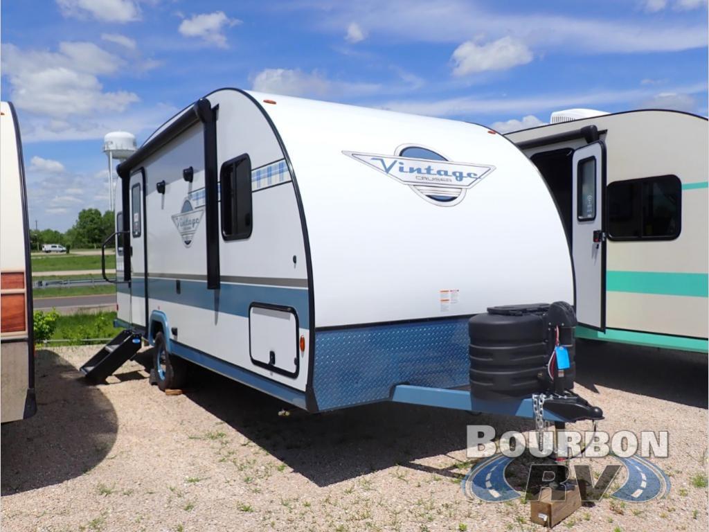 2025 Gulf Stream Rv Vintage Cruiser 19ERD in bourbon MO
