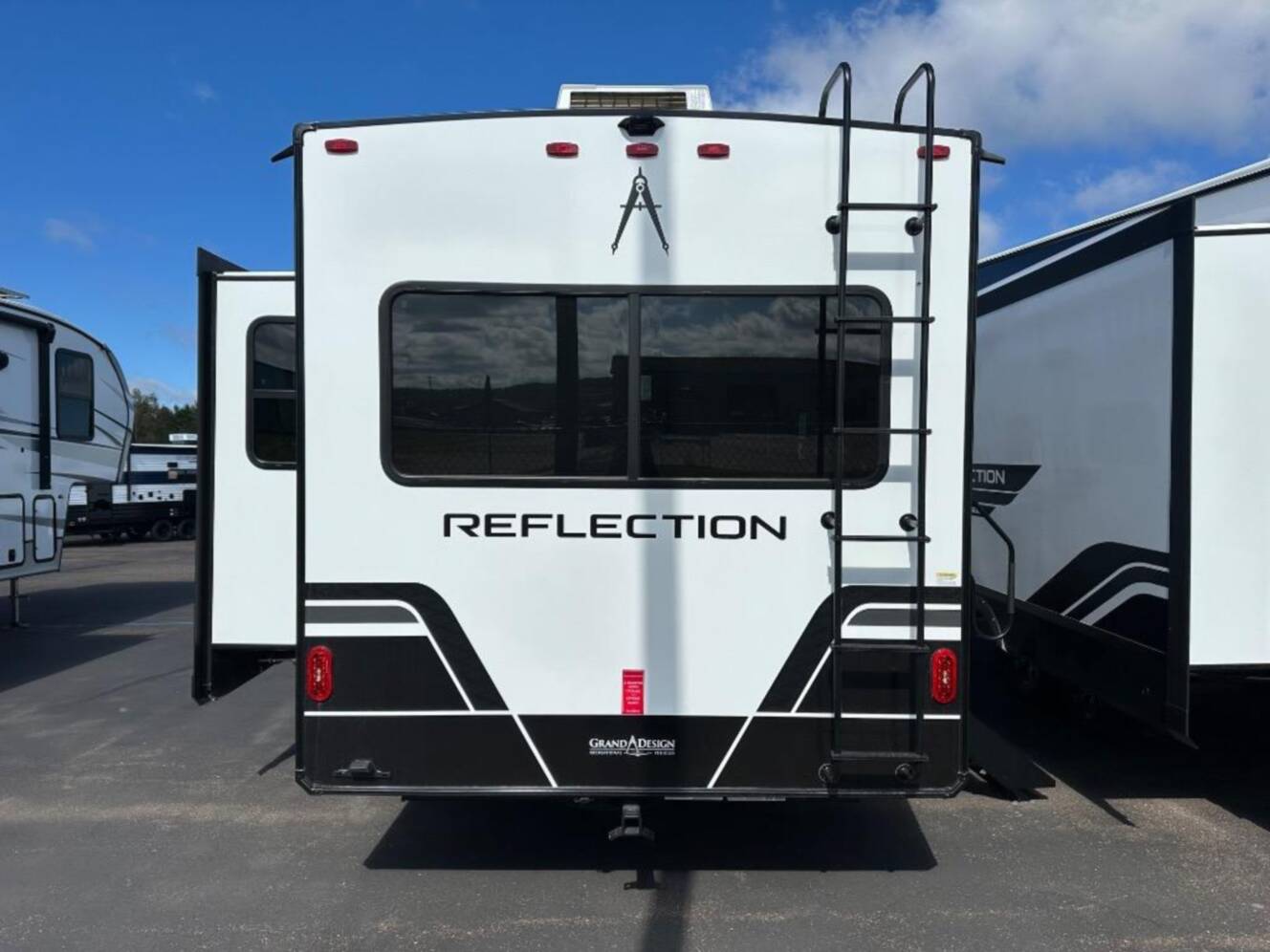 A photo of this 2026 Grand Design Reflection 150 Series 260RD