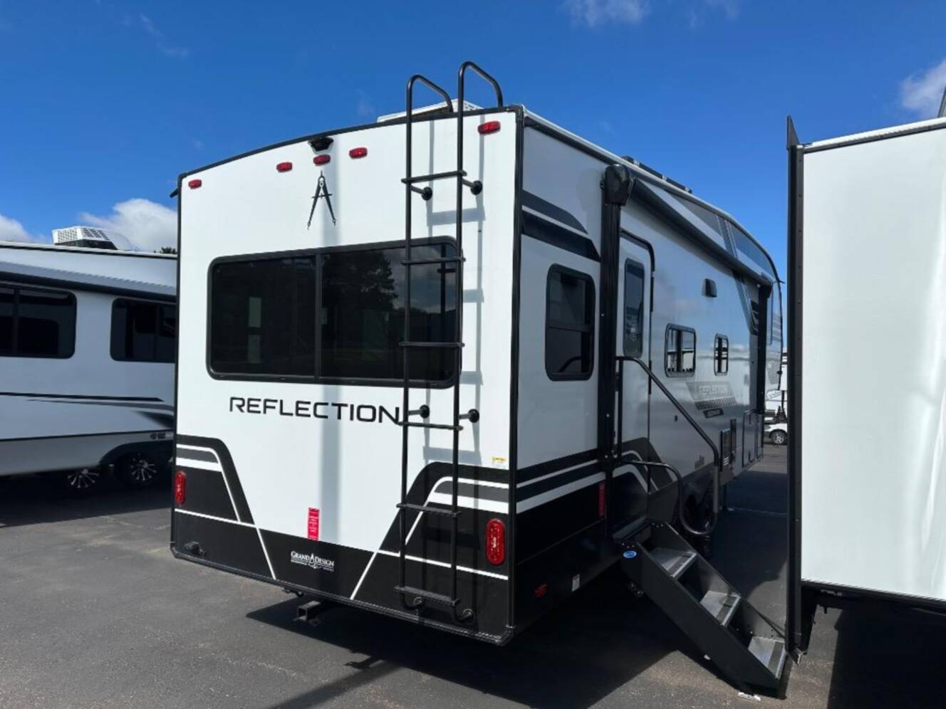 A photo of this 2026 Grand Design Reflection 150 Series 260RD