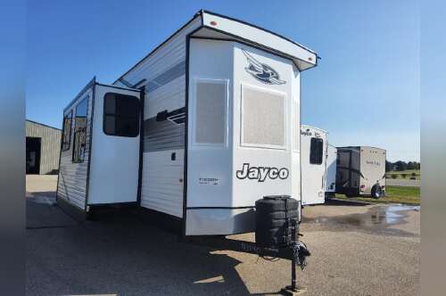 2026 Jayco Jay Flight Bungalow 404LOFT DS in burlington WI