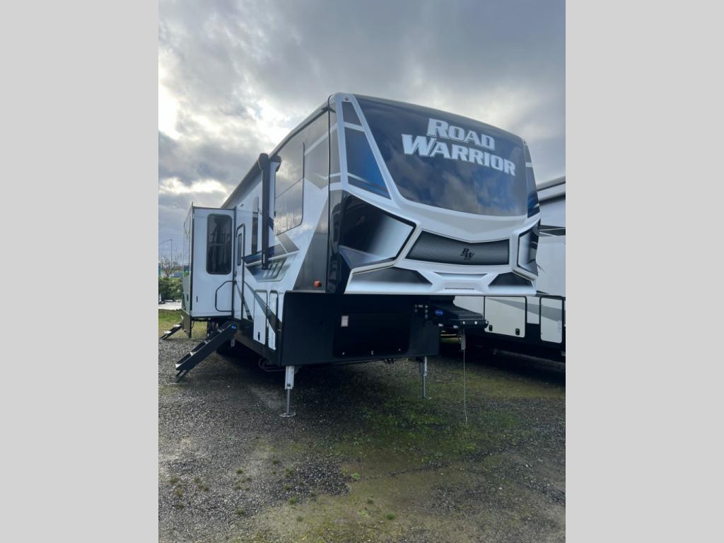 2023 Heartland Road Warrior 3965 in monroe WA