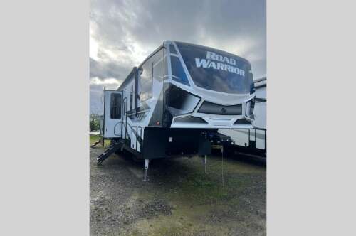 2023 Heartland Road Warrior 3965 in monroe WA