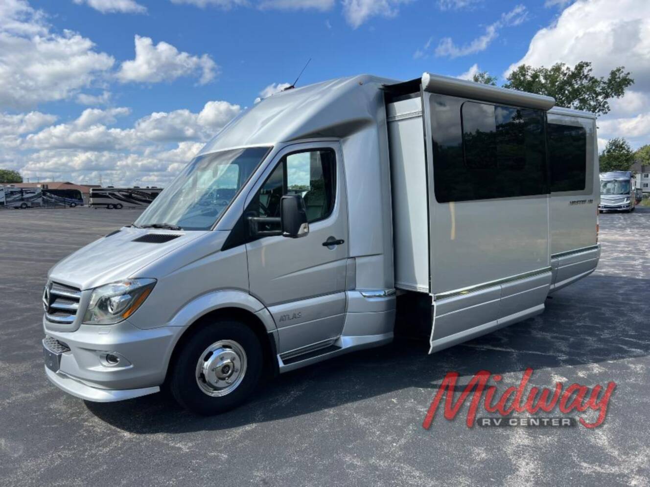 A photo of this 2019 Airstream Atlas Murphy Suite