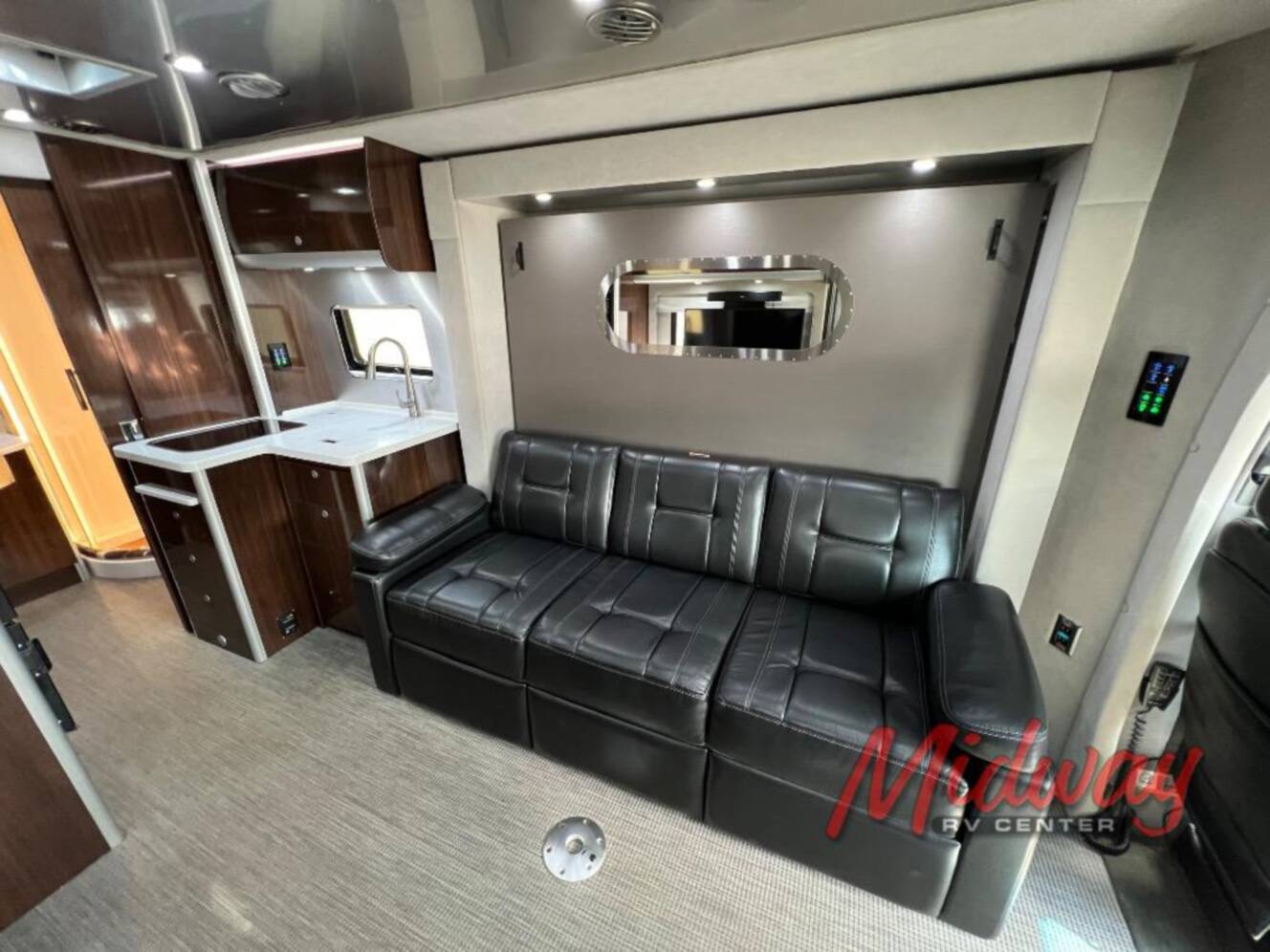 A photo of this 2019 Airstream Atlas Murphy Suite