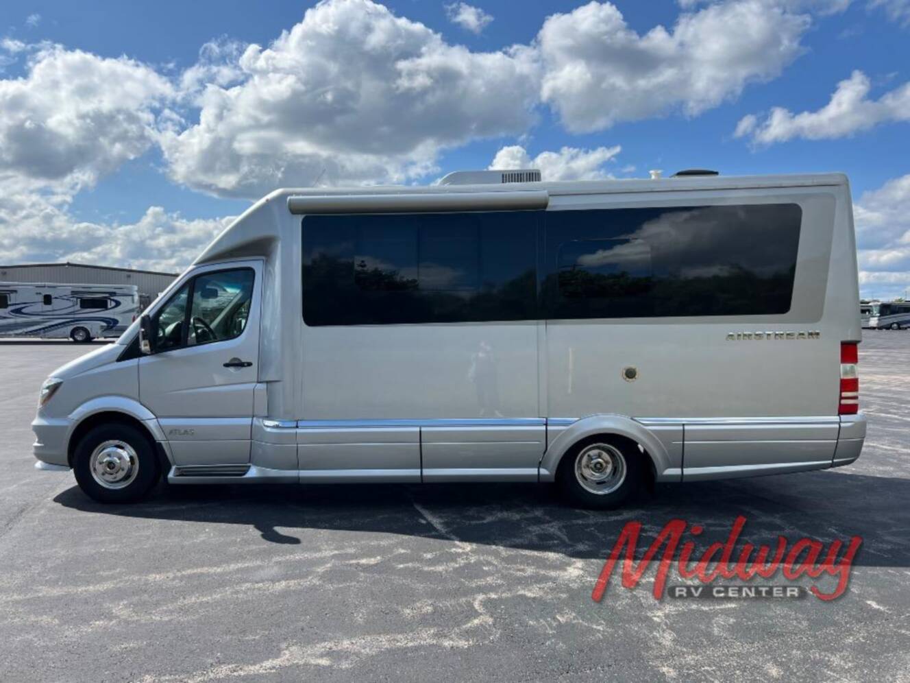 A photo of this 2019 Airstream Atlas Murphy Suite