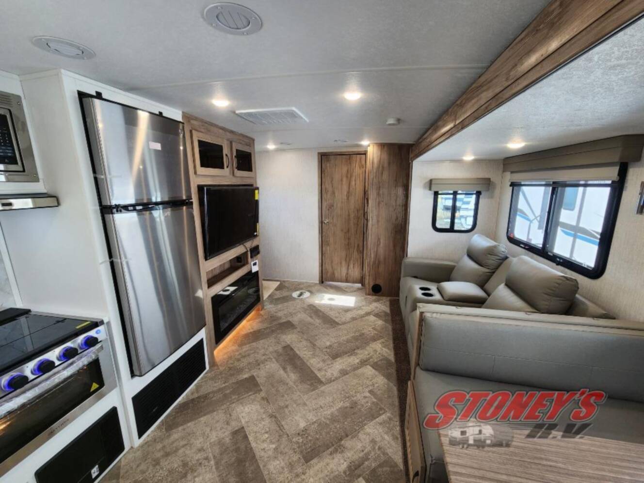 A photo of this 2022 Palomino SolAire Ultra Lite 258RBSS