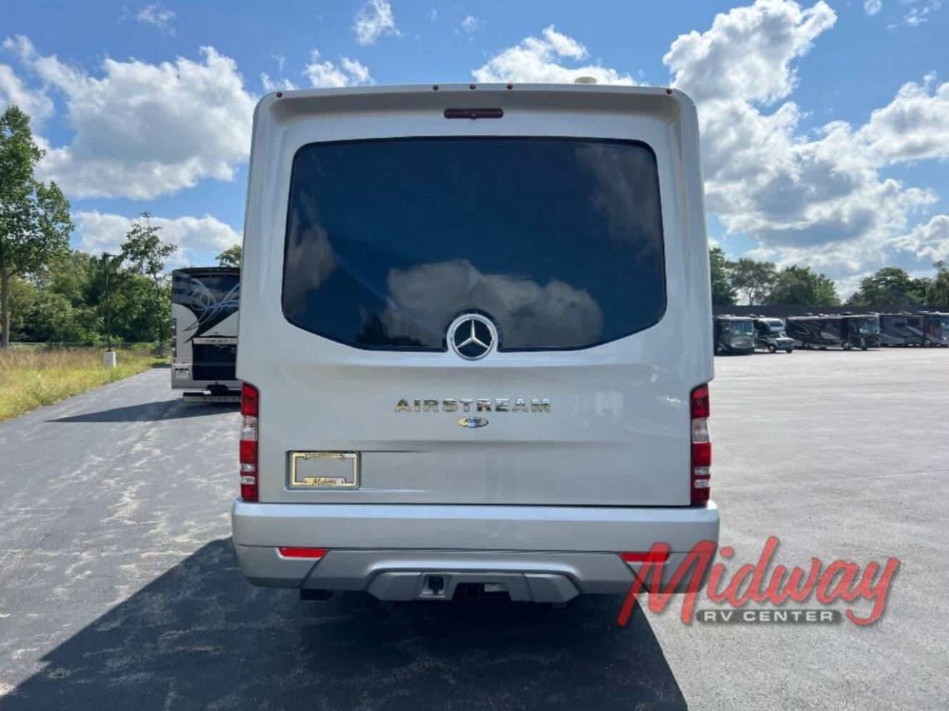 A photo of this 2019 Airstream Atlas Murphy Suite