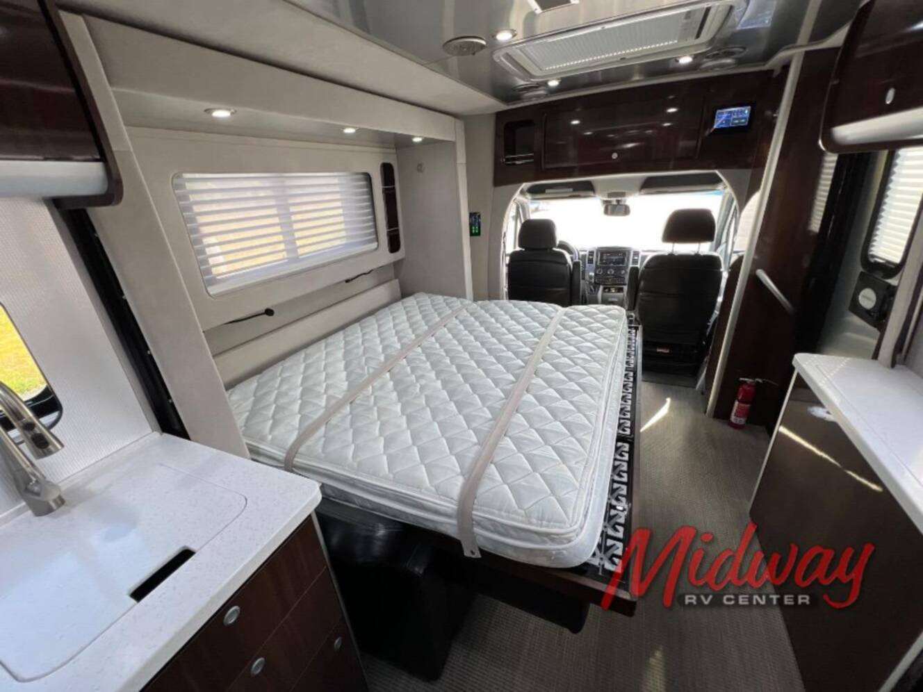 A photo of this 2019 Airstream Atlas Murphy Suite