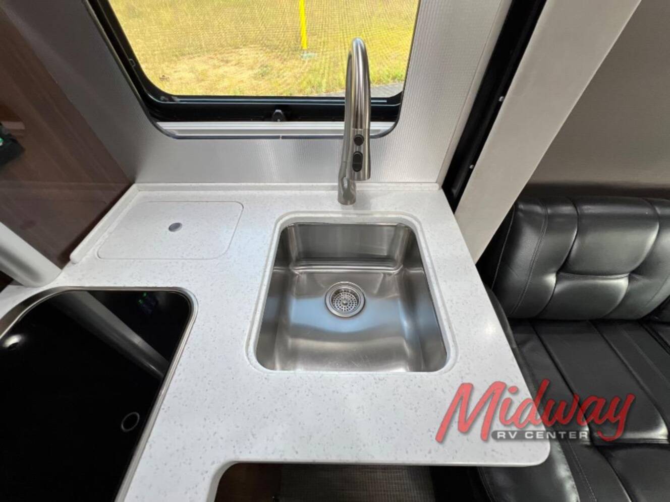 A photo of this 2019 Airstream Atlas Murphy Suite