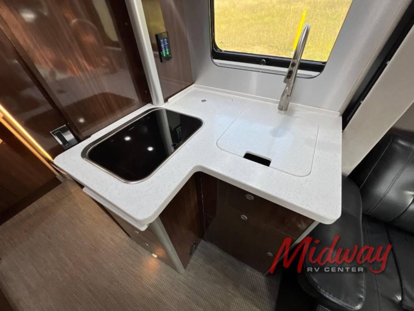 A photo of this 2019 Airstream Atlas Murphy Suite