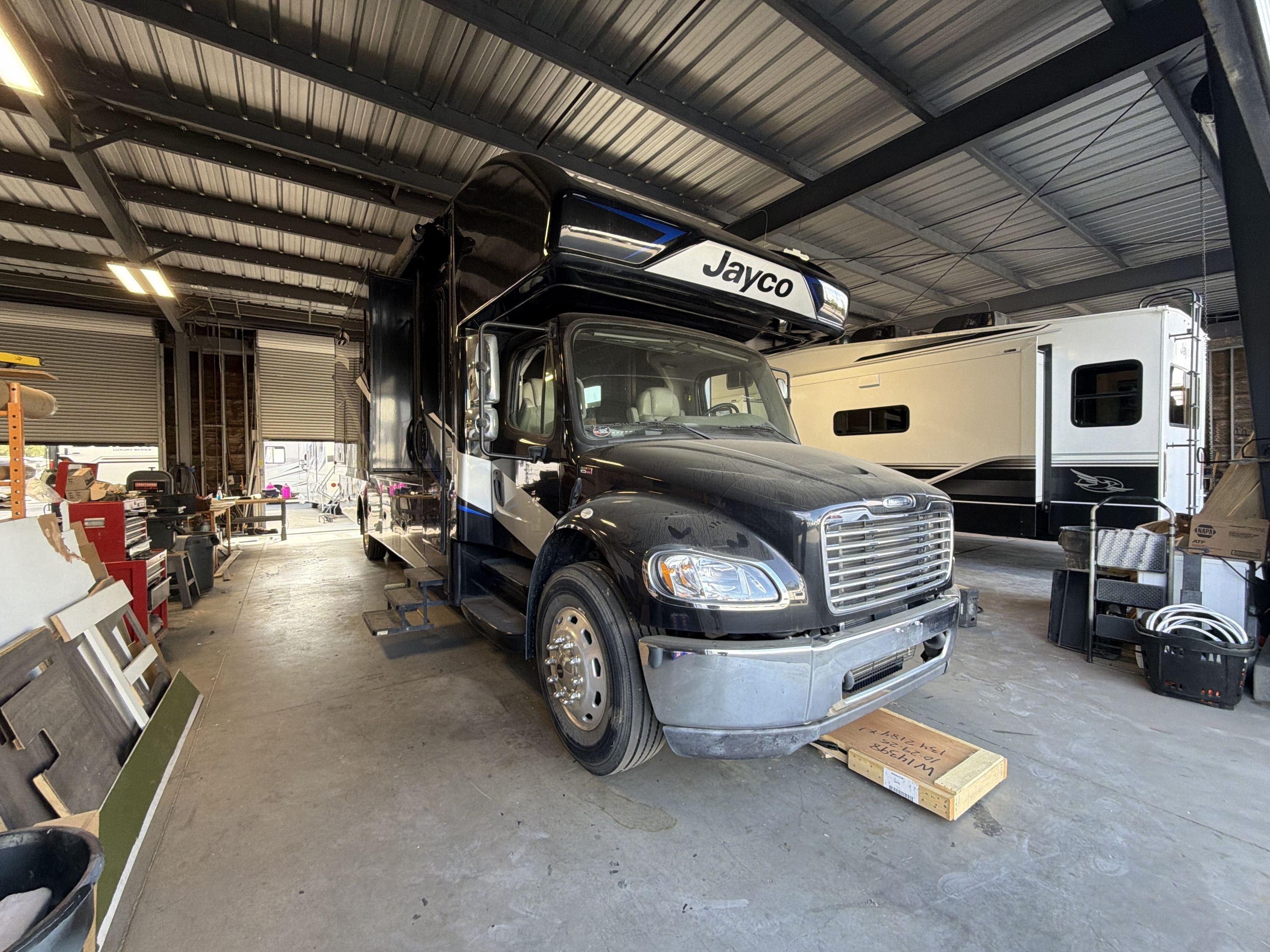 Jayco Seneca RVs Sleeps 8 For Sale - RV Trader