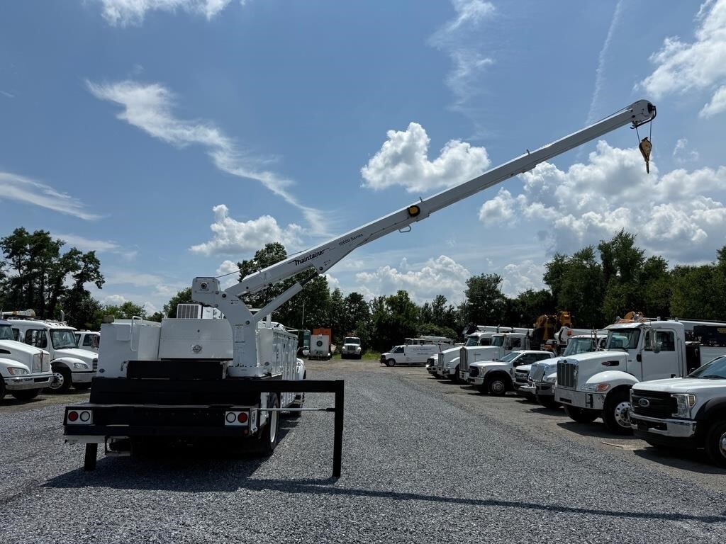 2011 Ford F-750 SuperCab photo 4
