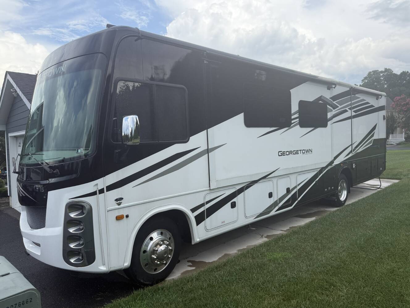 A photo of this 2023 Forest River GEORGETOWN 5 SERIES GT5 34M5