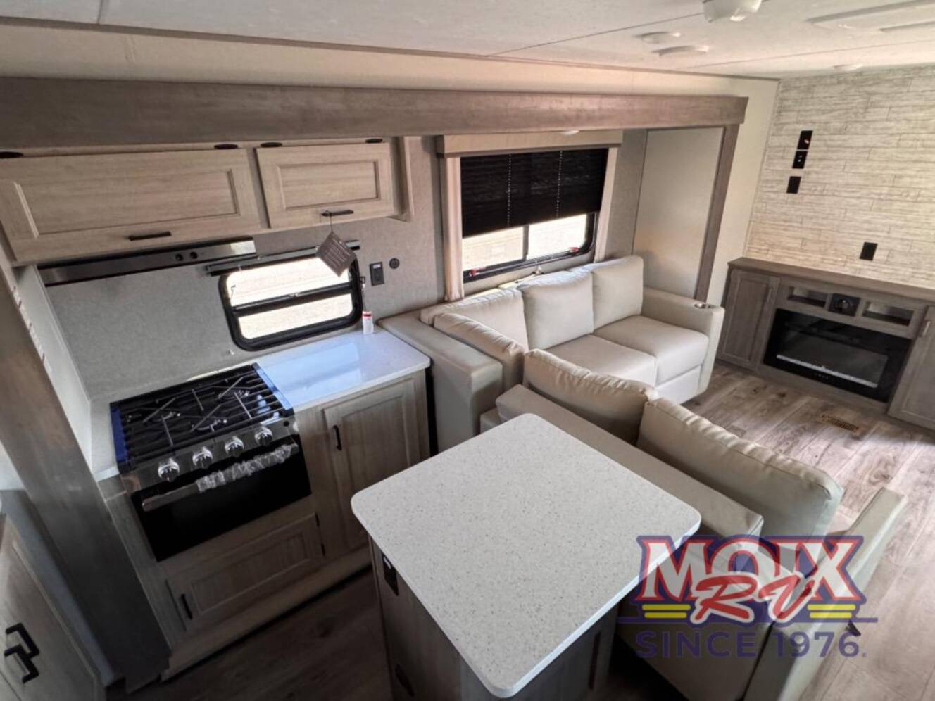A photo of this 2026 Coachmen Rv Catalina Legacy Edition 323MAZE