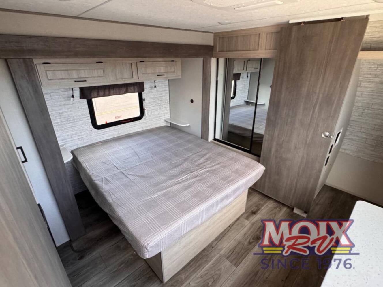 A photo of this 2026 Coachmen Rv Catalina Legacy Edition 323MAZE