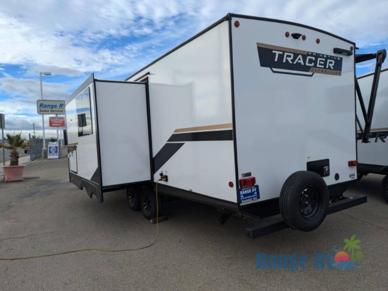A photo of this 2025 Prime Time Rv Tracer 250BH