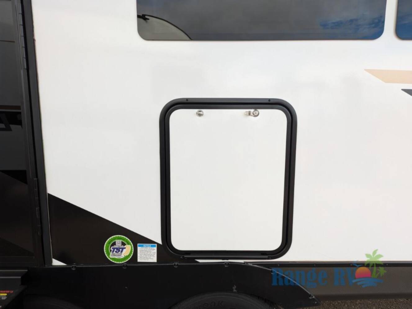 A photo of this 2025 Prime Time Rv Tracer 250BH