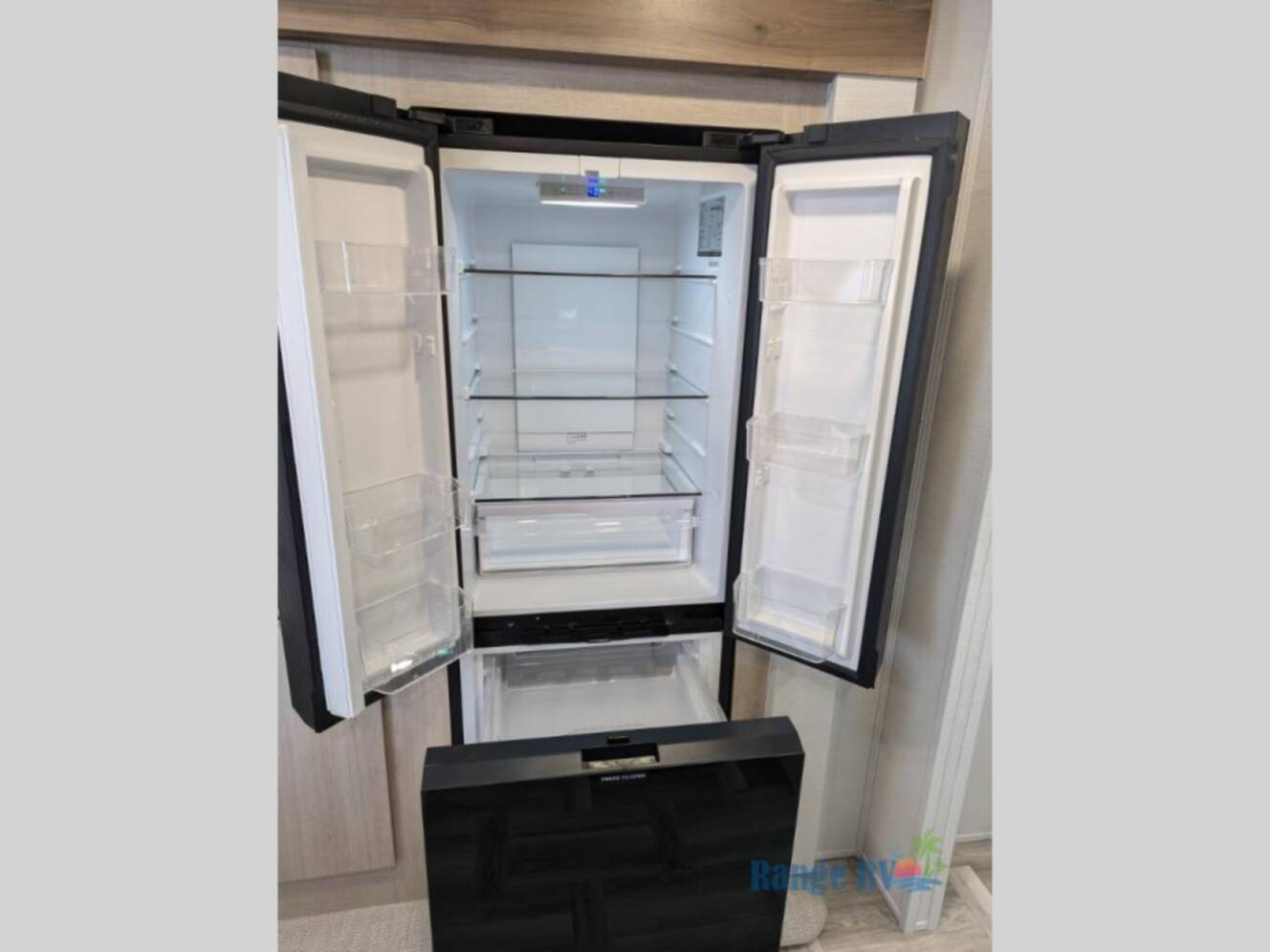 A photo of this 2025 Prime Time Rv Tracer 250BH