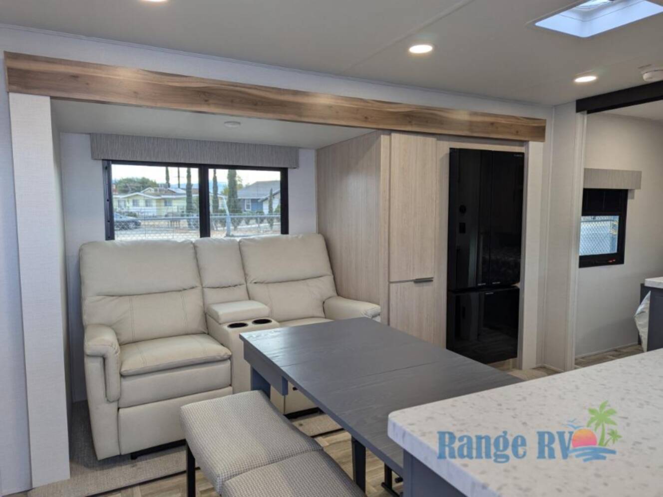 A photo of this 2025 Prime Time Rv Tracer 250BH
