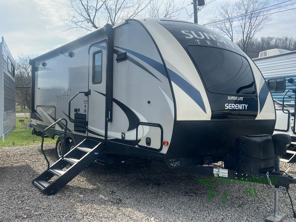 2018 Crossroads Rv Sunset Trail Super Lite SS210FK in chillicothe OH