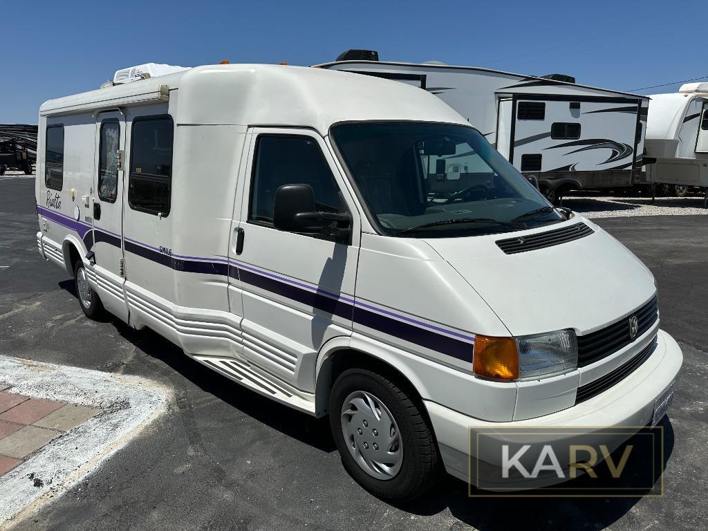 1995 Winnebago Rialta 221RD in desert hot springs CA