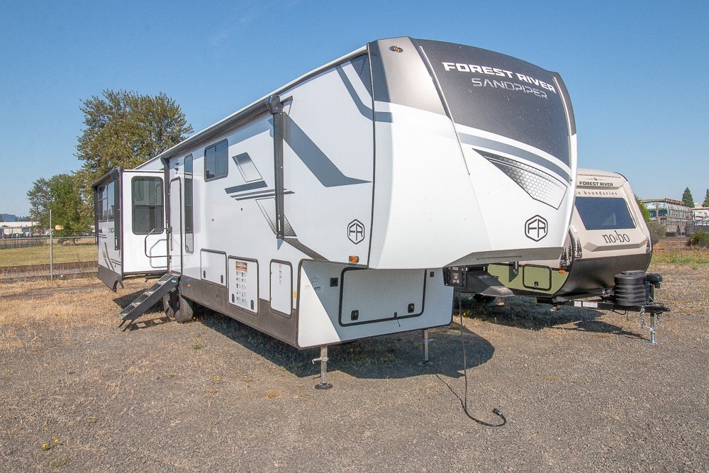 2026 Forest River Rv Sandpiper 3900HBLR in eugene OR