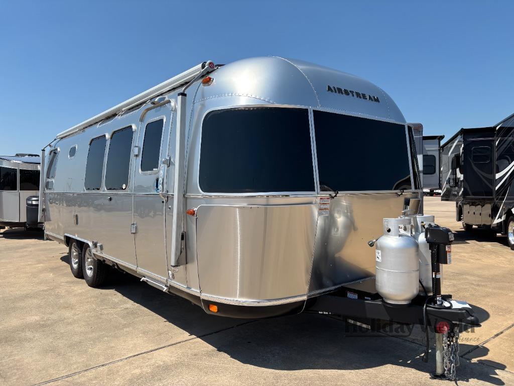 2026 Airstream Classic 28RB in katy TX