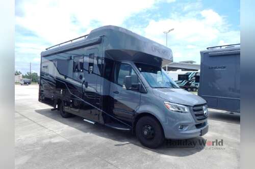 2026 Grand Design Lineage Series M 25FW in league city TX
