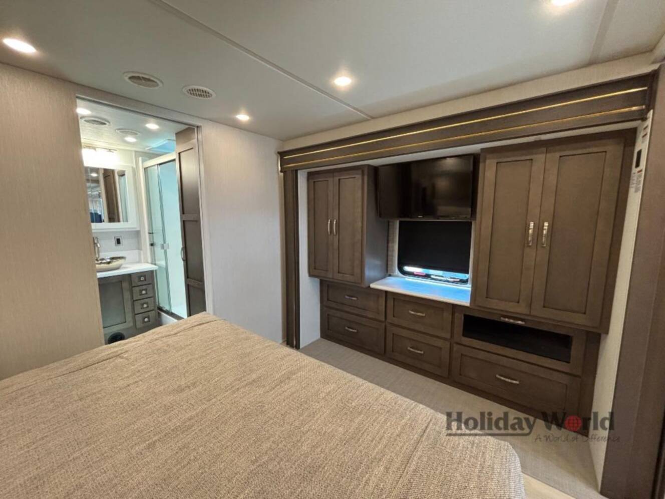 A photo of this 2026 Newmar Grand Star 3948