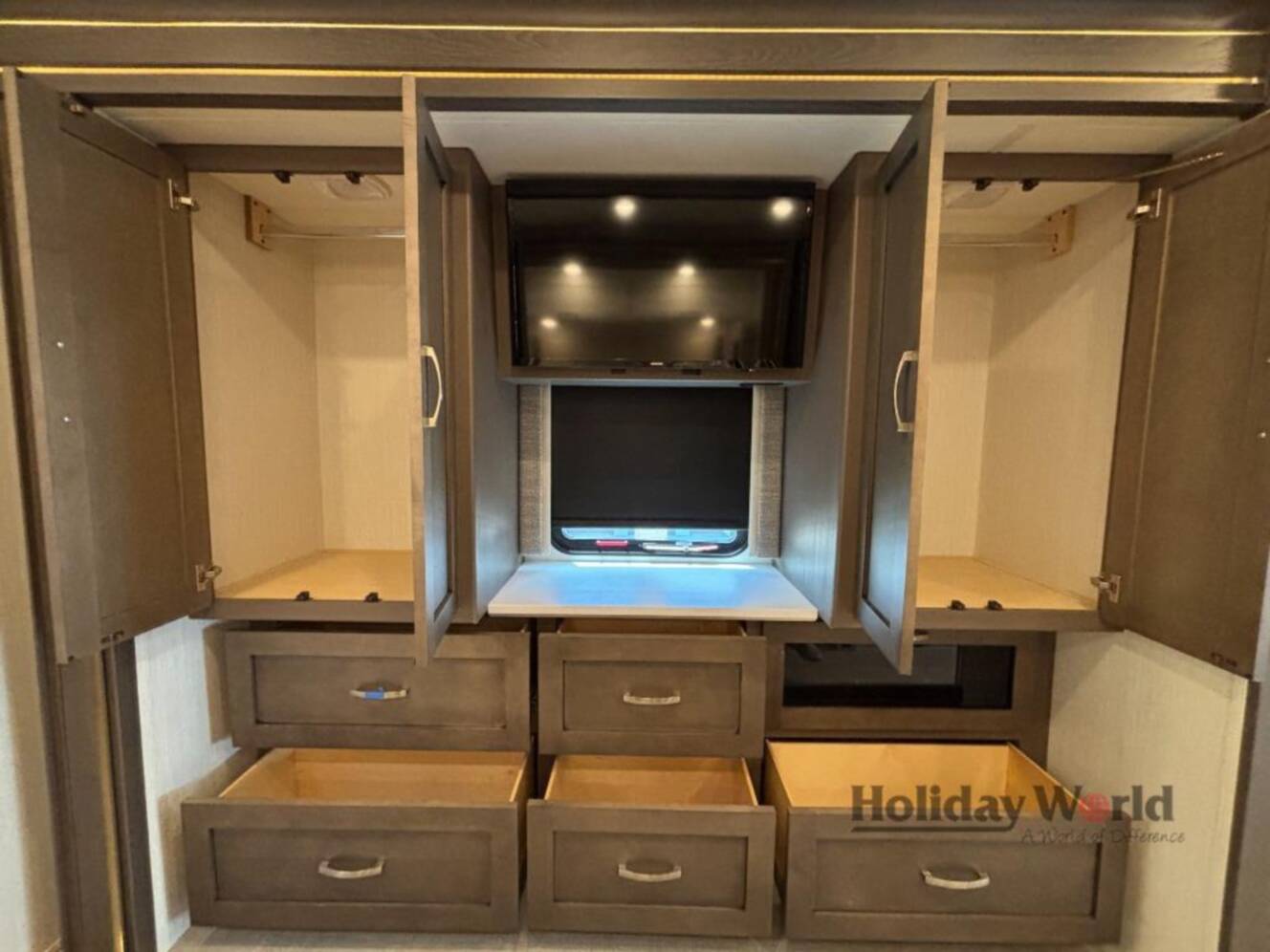 A photo of this 2026 Newmar Grand Star 3948