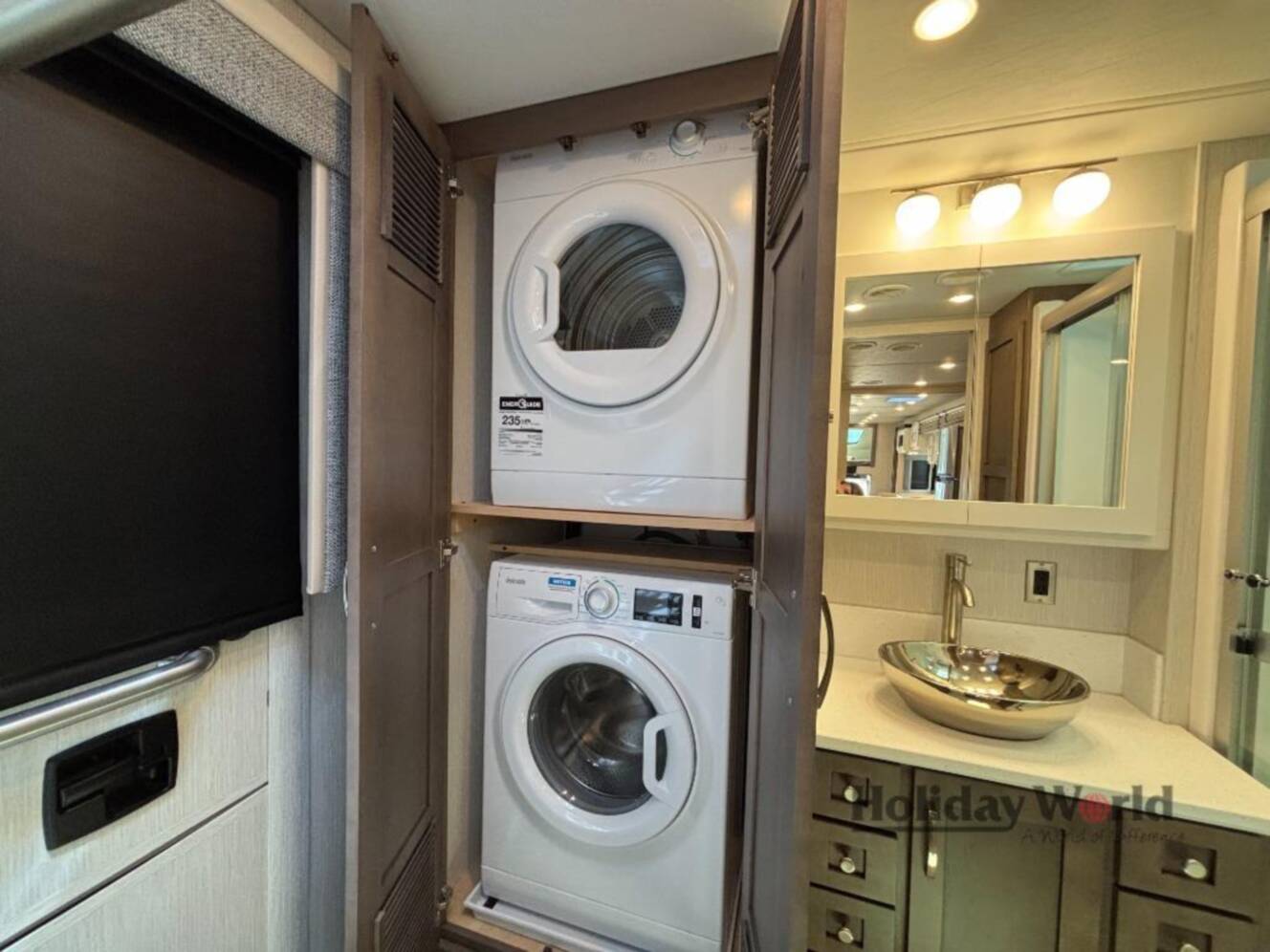 A photo of this 2026 Newmar Grand Star 3948