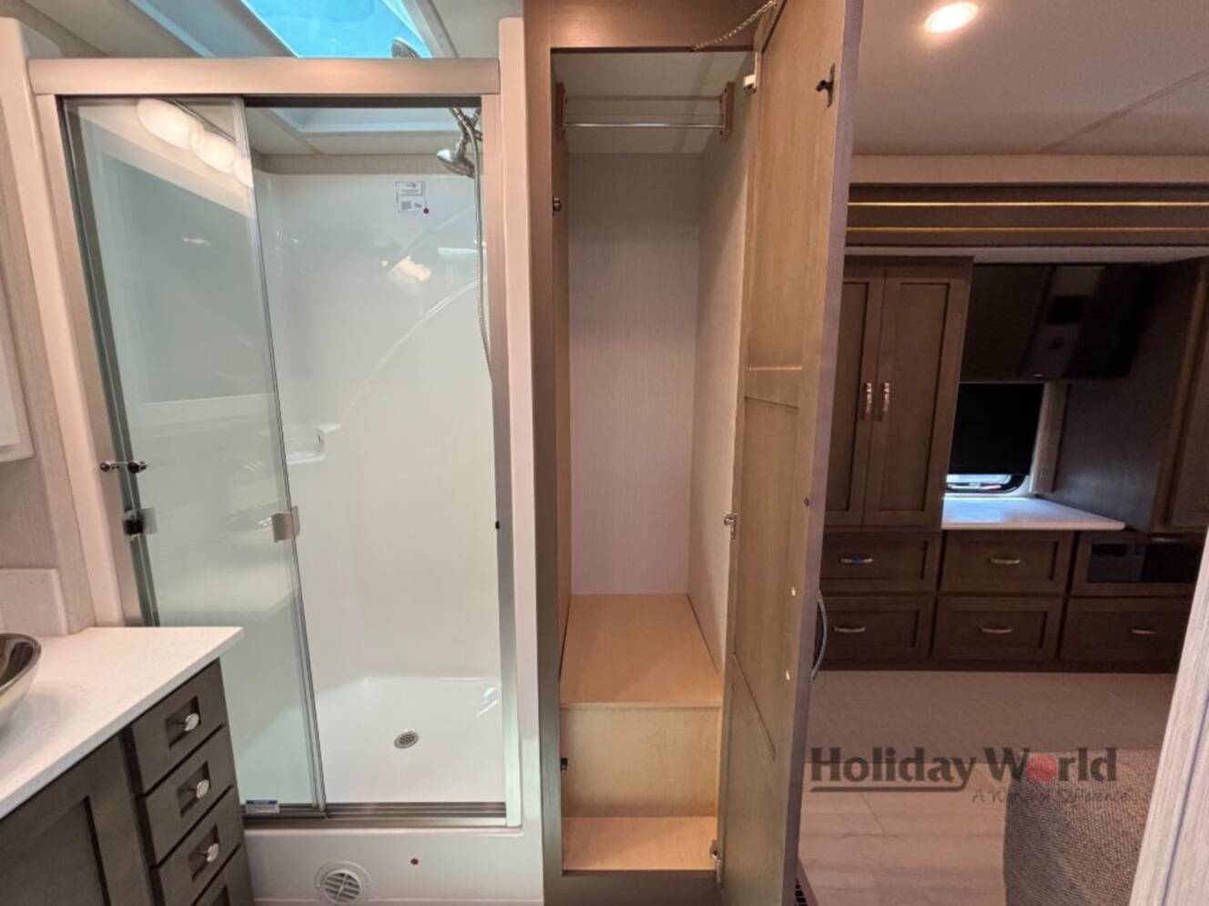 A photo of this 2026 Newmar Grand Star 3948