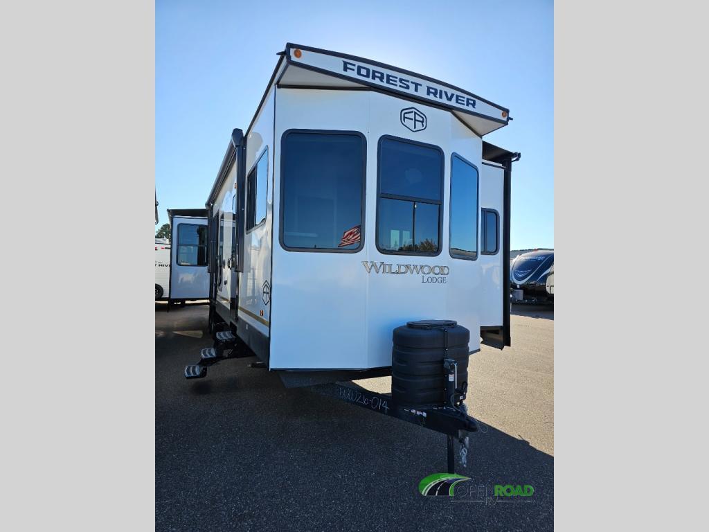 2026 Forest River Rv Wildwood Lodge 40RLB in monticello MN
