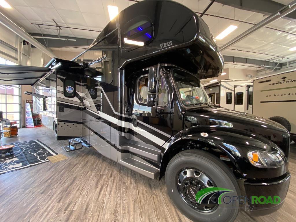 2026 Thor Motor Coach THOR MOTOR COACH PASADENA 38FX in monticello MN