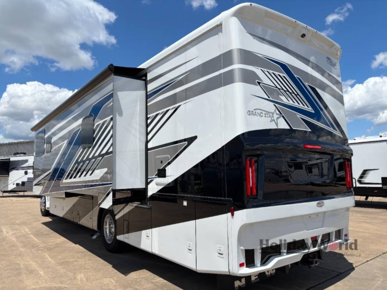 A photo of this 2026 Newmar Grand Star 3948