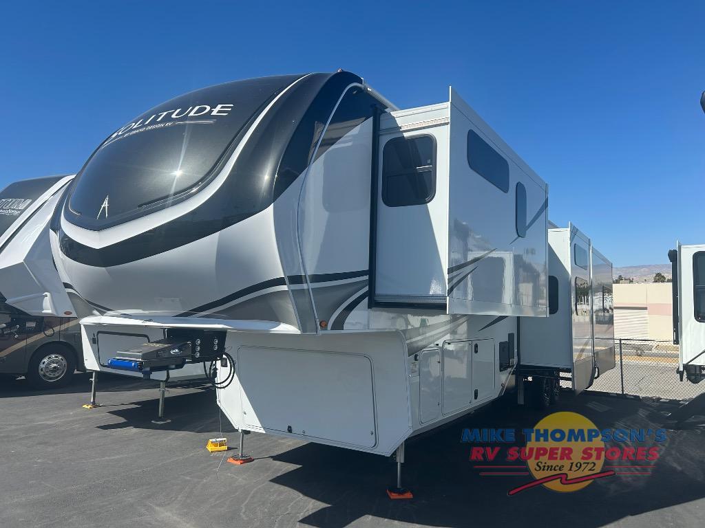 2025 Grand Design Solitude 388MBS in colton CA