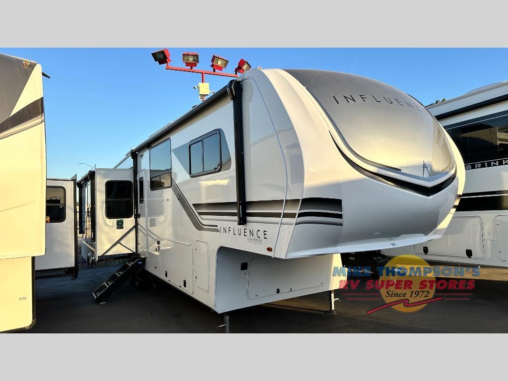 2025 Grand Design Influence 3203GK RV