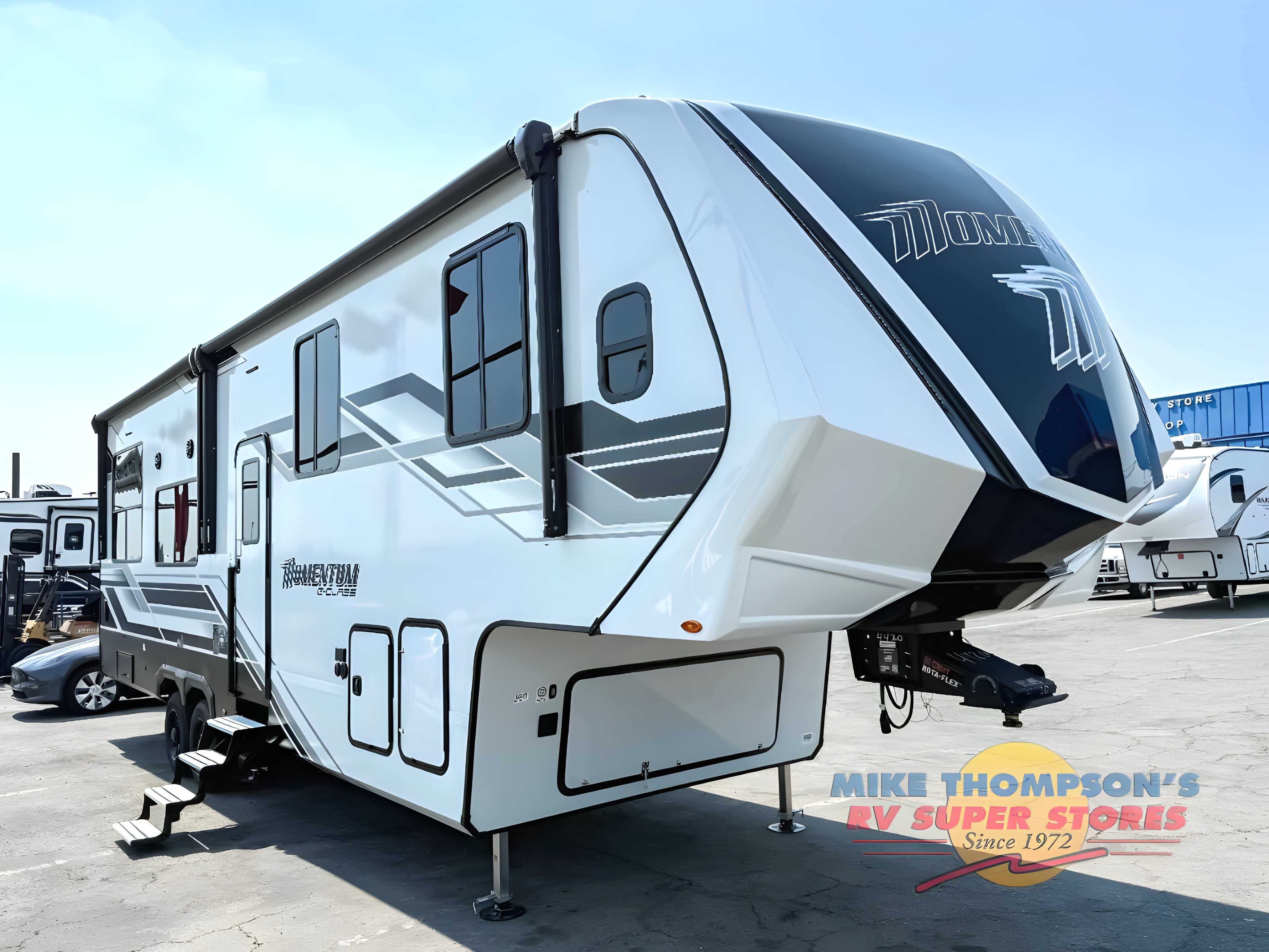 2026 Grand Design Momentum G-Class 325G Fifth Wheel Toy Hauler RV