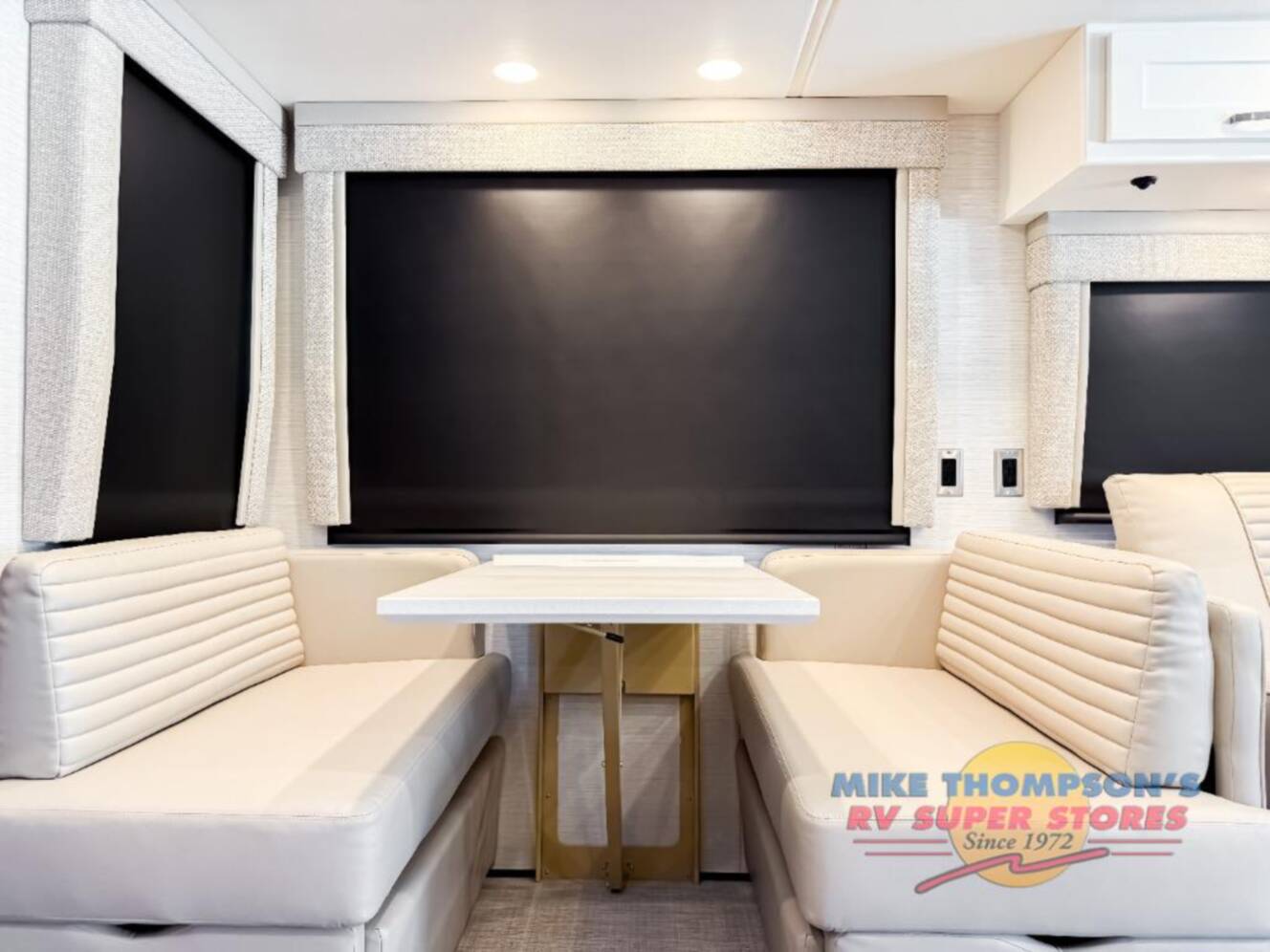A photo of this 2026 Newmar Bay Star 3626